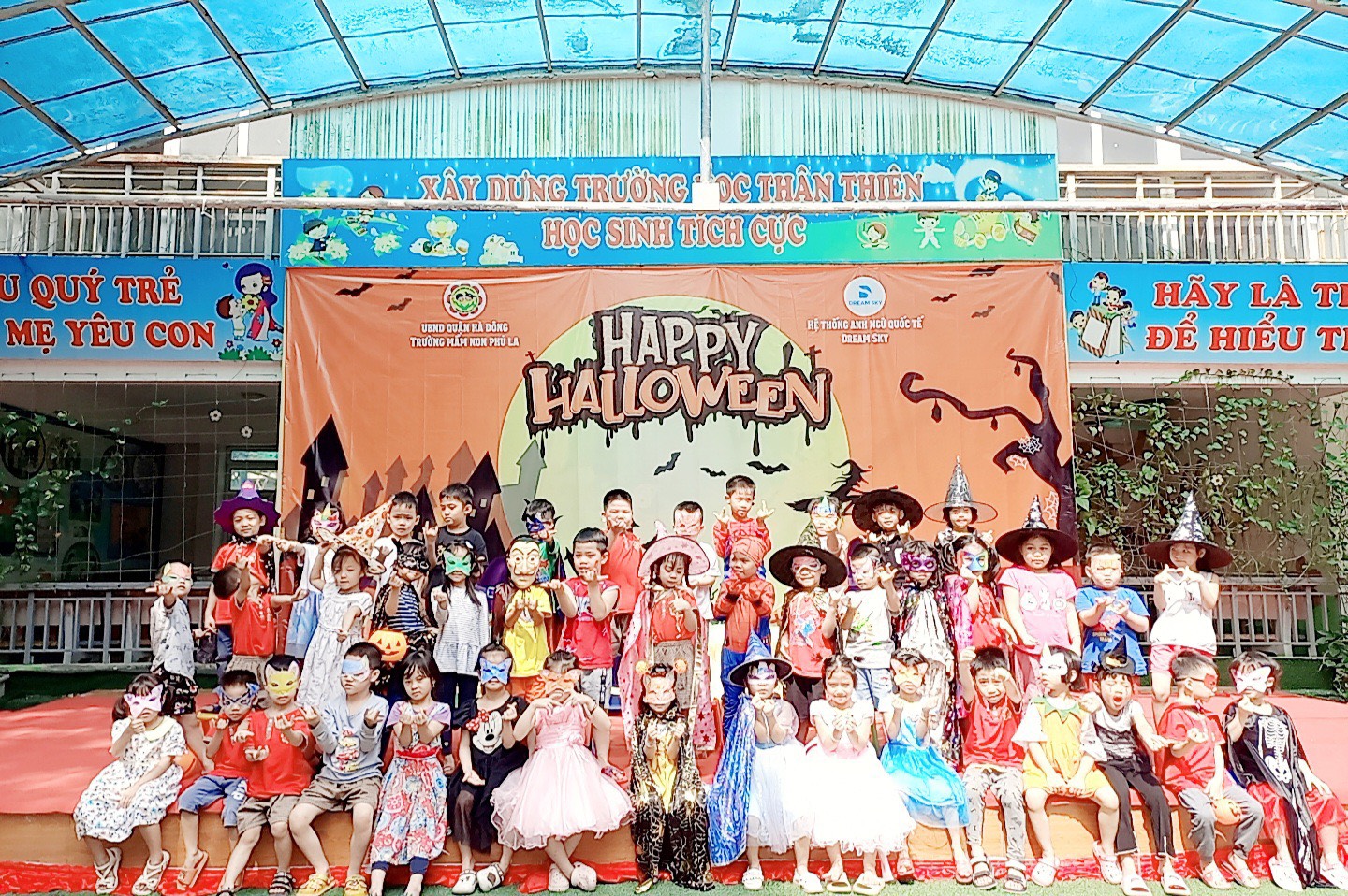 Lễ hội Halloween của các bé trường mầm non Phú La